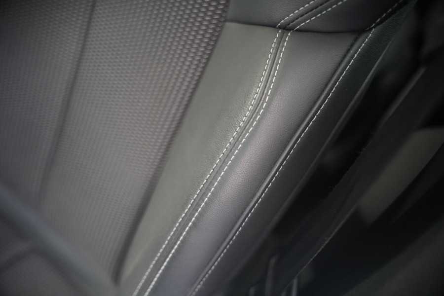 Audi A3 Sportback 45 TFSI e S edition Competition | S-Line | RS Seats | Stoelverwarming | Camera | Navigatie | Cruise Control | LED | Keyless | Virtual Cockpit | Apple Carplay | Parkeersensoren |