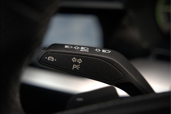 Audi A3 Sportback 45 TFSI e S edition Competition | S-Line | RS Seats | Stoelverwarming | Camera | Navigatie | Cruise Control | LED | Keyless | Virtual Cockpit | Apple Carplay | Parkeersensoren |