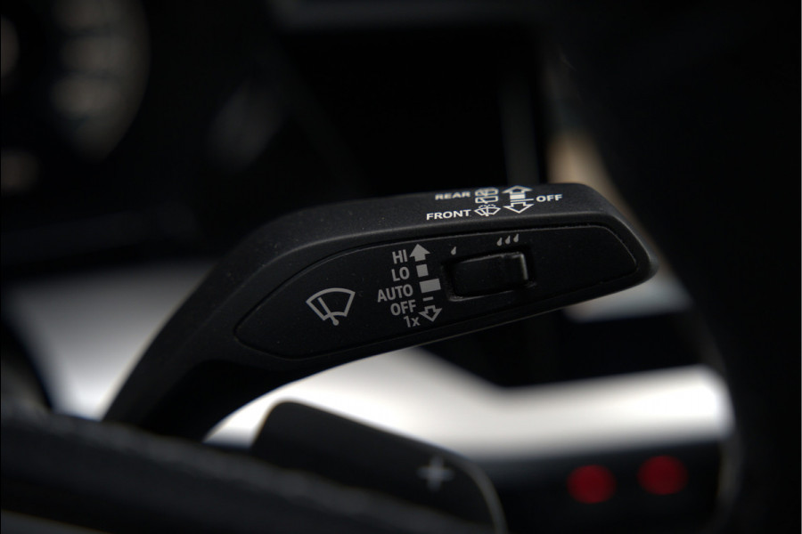 Audi A3 Sportback 45 TFSI e S edition Competition | S-Line | RS Seats | Stoelverwarming | Camera | Navigatie | Cruise Control | LED | Keyless | Virtual Cockpit | Apple Carplay | Parkeersensoren |