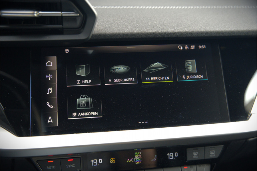 Audi A3 Sportback 45 TFSI e S edition Competition | S-Line | RS Seats | Stoelverwarming | Camera | Navigatie | Cruise Control | LED | Keyless | Virtual Cockpit | Apple Carplay | Parkeersensoren |