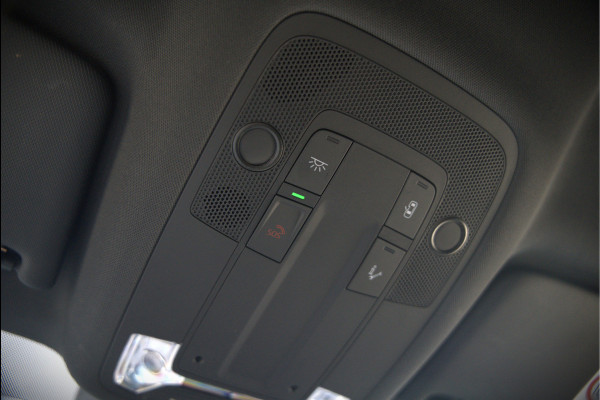 Audi A3 Sportback 45 TFSI e S edition Competition | S-Line | RS Seats | Stoelverwarming | Camera | Navigatie | Cruise Control | LED | Keyless | Virtual Cockpit | Apple Carplay | Parkeersensoren |