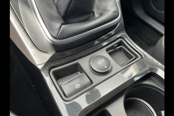 Ford Kuga 1.5 EcoBoost Titanium 150pk/110kW 6-bak WORDT VERWACHT EIND AUGUSTUS | Trekhaak | Camera | Bi-Xenon | Winter Pack | etc. etc.