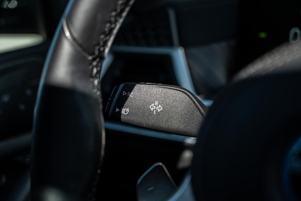 BMW X5 xDrive50e | Hud | Panorama | Trekhaak | H&K