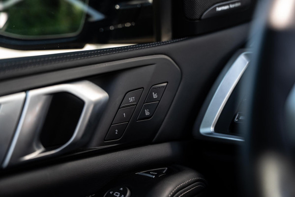 BMW X5 xDrive50e | Hud | Panorama | Trekhaak | H&K