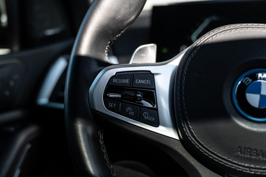 BMW X5 xDrive50e | Hud | Panorama | Trekhaak | H&K