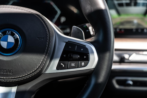 BMW X5 xDrive50e | Hud | Panorama | Trekhaak | H&K