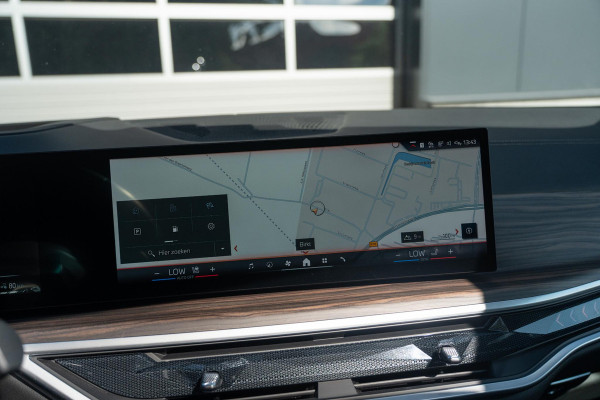 BMW X5 xDrive50e | Hud | Panorama | Trekhaak | H&K