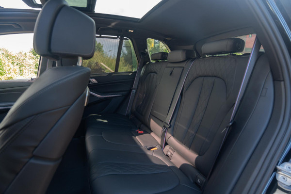 BMW X5 xDrive50e | Hud | Panorama | Trekhaak | H&K