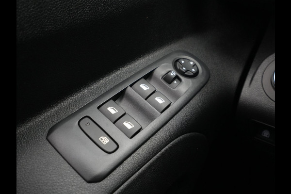 Opel Combo Electric L1 50 kWh 136pk Cruise Trekhaak Camera Virtual cockpit Stoel/stuurverwarming