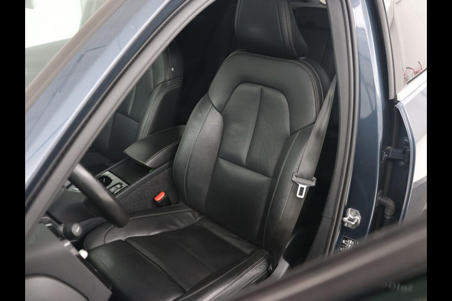 Volvo XC40 1.5 T5 Recharge Inscription | Trekhaak | Leder | Camera | Stoel & stuurverwarming | Carplay | Harman/Kardon | Navigatie | Keyless | Full LED