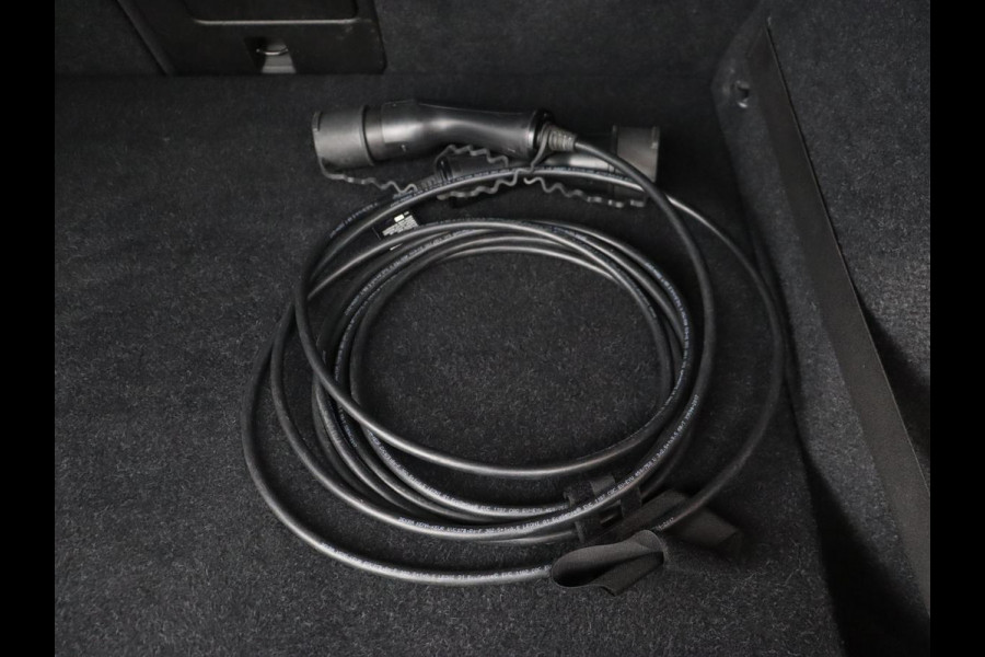 Volvo XC40 1.5 T5 Recharge Inscription | Trekhaak | Leder | Camera | Stoel & stuurverwarming | Carplay | Harman/Kardon | Navigatie | Keyless | Full LED
