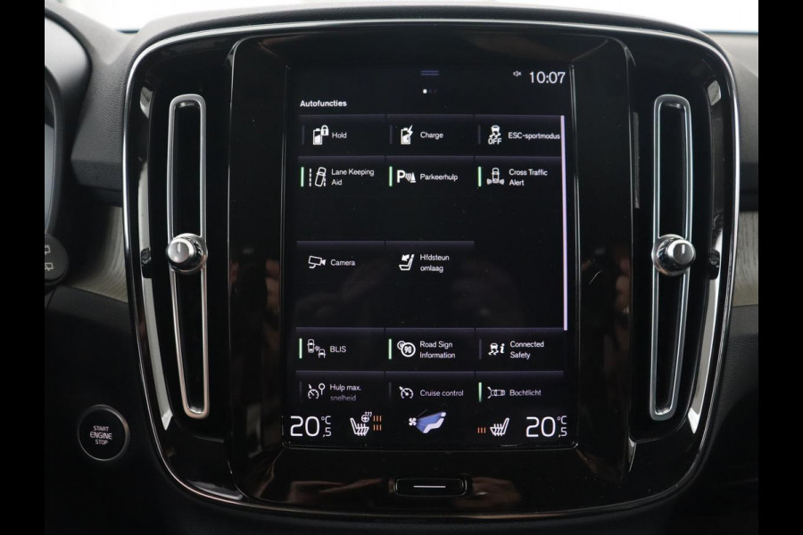 Volvo XC40 1.5 T5 Recharge Inscription | Trekhaak | Leder | Camera | Stoel & stuurverwarming | Carplay | Harman/Kardon | Navigatie | Keyless | Full LED
