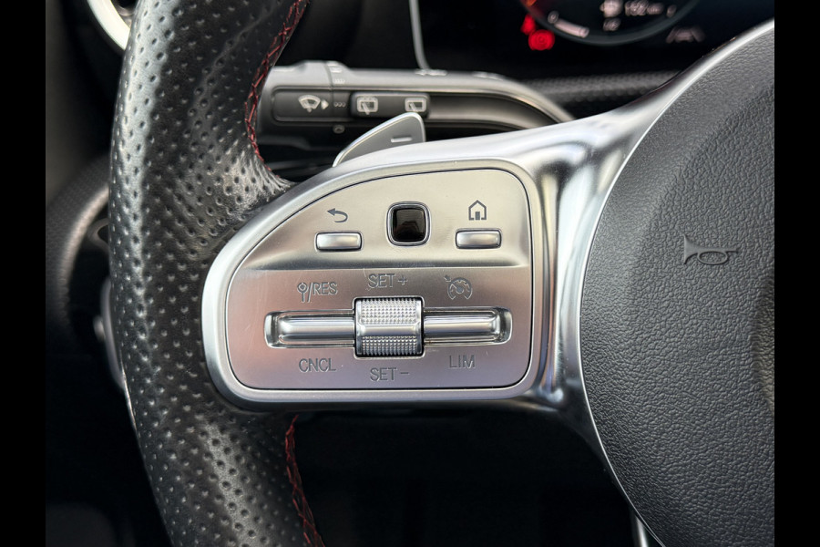 Mercedes-Benz A-Klasse 200 Business Solution AMG | Pano | MBUX | Camera | Navi | LED | 19 inch