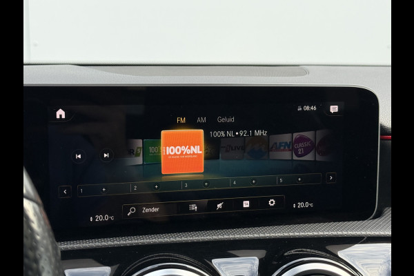 Mercedes-Benz A-Klasse 200 Business Solution AMG | Pano | MBUX | Camera | Navi | LED | 19 inch