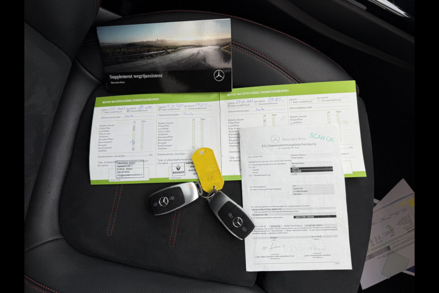 Mercedes-Benz A-Klasse 200 Business Solution AMG | Pano | MBUX | Camera | Navi | LED | 19 inch