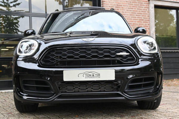 MINI Countryman 2.0 John Cooper Works ALL4 Chili JCW Pano A.Cruise Headup '17 MINI Countryman 2.0 John Cooper Works ALL4 Chili JCW Pano A.Cruise Headup '17
