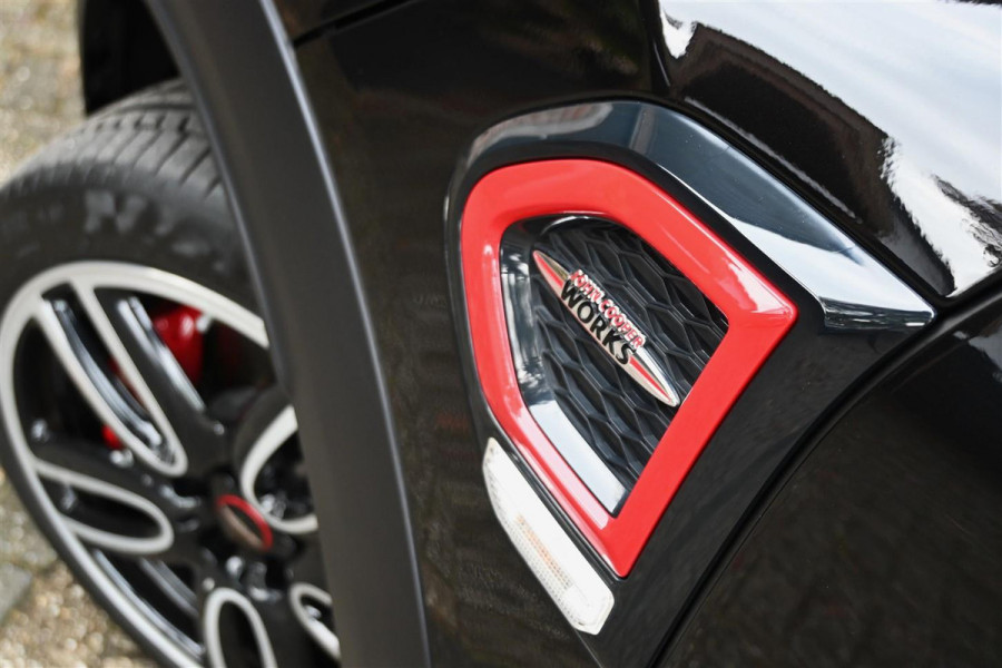 MINI Countryman 2.0 John Cooper Works ALL4 Chili JCW Pano A.Cruise Headup '17 MINI Countryman 2.0 John Cooper Works ALL4 Chili JCW Pano A.Cruise Headup '17