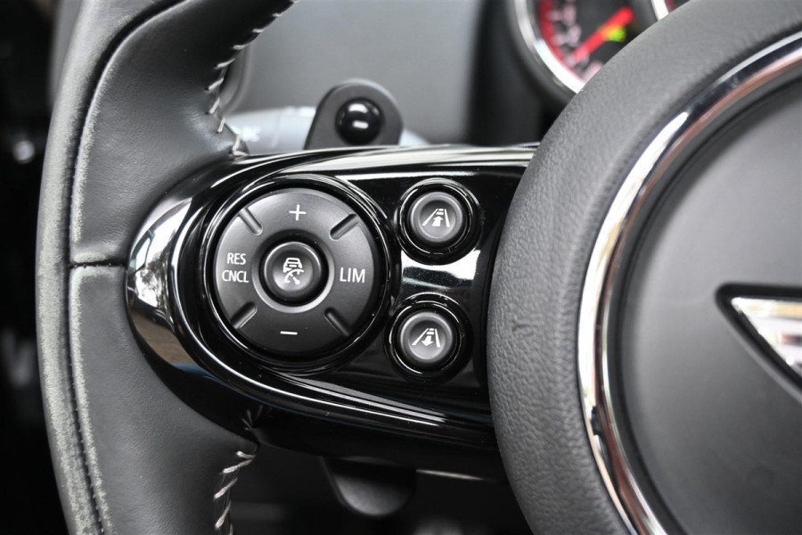 MINI Countryman 2.0 John Cooper Works ALL4 Chili JCW Pano A.Cruise Headup '17 MINI Countryman 2.0 John Cooper Works ALL4 Chili JCW Pano A.Cruise Headup '17