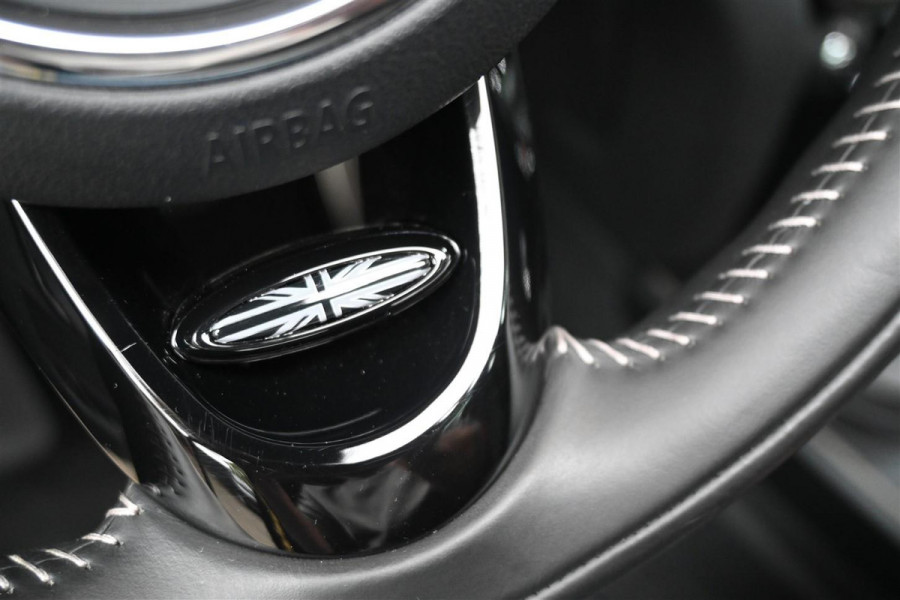 MINI Countryman 2.0 John Cooper Works ALL4 Chili JCW Pano A.Cruise Headup '17 MINI Countryman 2.0 John Cooper Works ALL4 Chili JCW Pano A.Cruise Headup '17