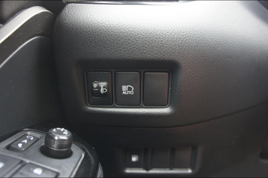 Toyota C-HR 1.8 Hybrid Bi-Tone ACC|Camera|Stoelverwarmd|Velg