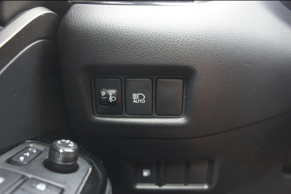 Toyota C-HR 1.8 Hybrid Bi-Tone ACC|Camera|Stoelverwarmd|Velg