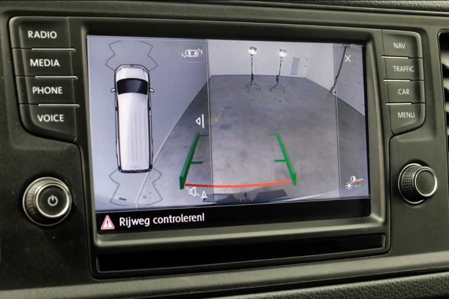 Volkswagen Crafter 35 2.0 TDI 140pk E6 L3H3 (L2H2) Dubbel Glasresteel Navi/Camera 01-2019