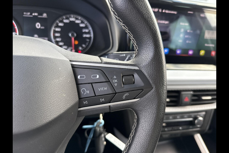 Seat Arona 1.0 TSI Style | Navigatie| Apple carplay| Android Auto| Lane Assist|