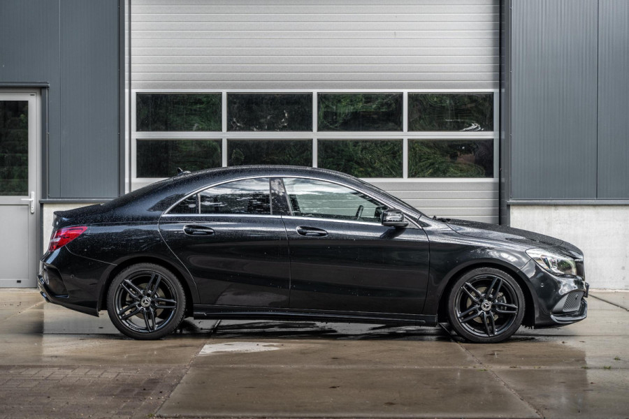 Mercedes-Benz CLA-Klasse 200 AMG Navi | Camera | Stoelverwarming