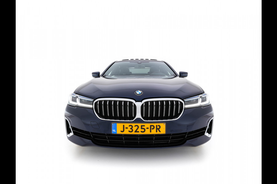 BMW 5 Serie 540i xDrive High Executive Edition (INCL-BTW ) Aut.*PANO | LUXURY-LEATHER | LASER-LIGHT | BOWERS&WILKINS-AUDIO | MEMORY-PACK | HEATED/COOLED-COMFORTSEATS | DIGI-COCKPIT | NAVI-FULLMAP | SHIFT-PADDLES | CRUISE | 18''ALU*
