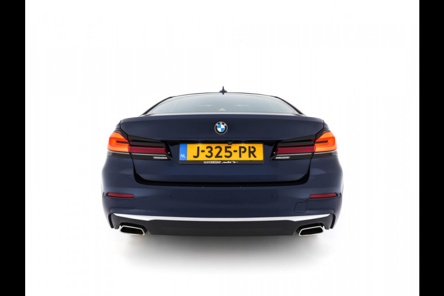 BMW 5 Serie 540i xDrive High Executive Edition (INCL-BTW ) Aut.*PANO | LUXURY-LEATHER | LASER-LIGHT | BOWERS&WILKINS-AUDIO | MEMORY-PACK | HEATED/COOLED-COMFORTSEATS | DIGI-COCKPIT | NAVI-FULLMAP | SHIFT-PADDLES | CRUISE | 18''ALU*