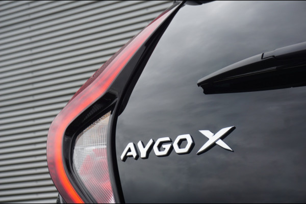Toyota Aygo X 72PK AUTOMAAT! Pulse NL AUTO | CARPLAY | 144KM | CAMERA | NIEUW!
