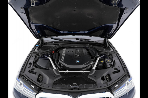 BMW 5 Serie 540i xDrive High Executive Edition (INCL-BTW ) Aut.*PANO | LUXURY-LEATHER | LASER-LIGHT | BOWERS&WILKINS-AUDIO | MEMORY-PACK | HEATED/COOLED-COMFORTSEATS | DIGI-COCKPIT | NAVI-FULLMAP | SHIFT-PADDLES | CRUISE | 18''ALU*