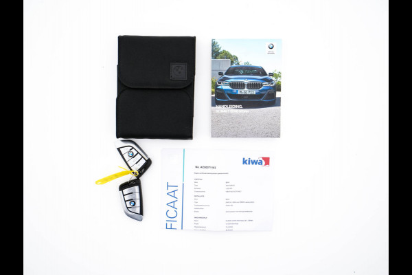 BMW 5 Serie 540i xDrive High Executive Edition (INCL-BTW ) Aut.*PANO | LUXURY-LEATHER | LASER-LIGHT | BOWERS&WILKINS-AUDIO | MEMORY-PACK | HEATED/COOLED-COMFORTSEATS | DIGI-COCKPIT | NAVI-FULLMAP | SHIFT-PADDLES | CRUISE | 18''ALU*