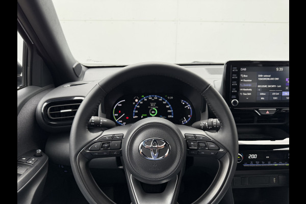 Toyota Yaris Cross 1.5 Hybrid Team D | CarPlay | ACC | Camera | LED | DAB+