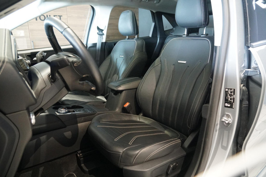 Ford Kuga 2.5 PHEV Vignale + PANORAMA / HEAD-UP / B&O / LEDER / APPLE CARPLAY