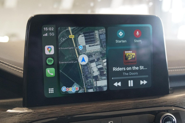 Ford Kuga 2.5 PHEV Vignale + PANORAMA / HEAD-UP / B&O / LEDER / APPLE CARPLAY