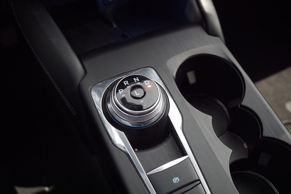 Ford Kuga 2.5 PHEV Vignale + PANORAMA / HEAD-UP / B&O / LEDER / APPLE CARPLAY