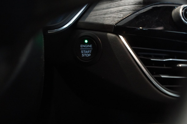 Ford Kuga 2.5 PHEV Vignale + PANORAMA / HEAD-UP / B&O / LEDER / APPLE CARPLAY