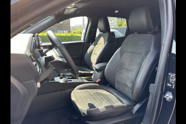 Ford Kuga 2.5 PHEV ST-Line X 225pk Wegklapbare Trekhaak | Adaptieve Cruise | Winterpack | Technology Pack | 20 inch | Elektrische Achterklep | Verlengde Fabrieksgarantie t/m 02-2027