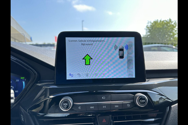 Ford Kuga 2.5 PHEV ST-Line X 225pk Wegklapbare Trekhaak | Adaptieve Cruise | Winterpack | Technology Pack | 20 inch | Elektrische Achterklep | Verlengde Fabrieksgarantie t/m 02-2027