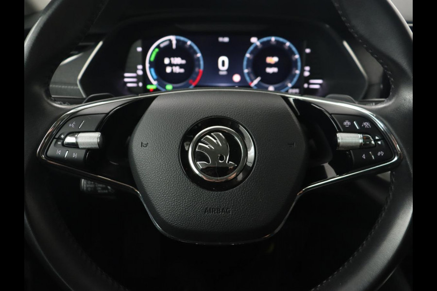 Škoda Octavia Combi 1.4 TSI iV PHEV Business Edition | Stoelverwarming | Adaptive cruise | Carplay | Head-up | Navigatie | DAB | Lane assist | LED