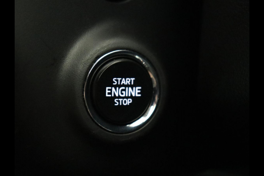 Škoda Octavia Combi 1.4 TSI iV PHEV Business Edition | Stoelverwarming | Adaptive cruise | Carplay | Head-up | Navigatie | DAB | Lane assist | LED