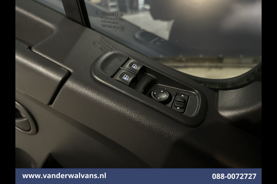 Renault Master 2.3dCi 146pk Bakwagen Laadklep Euro6 Airco | LED Bijrijdersbank