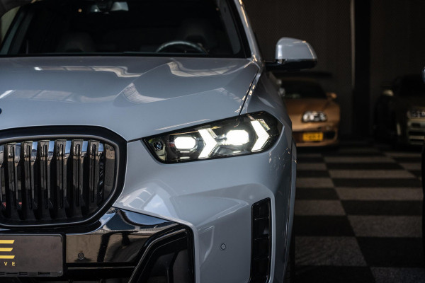 BMW X5 xDrive50e Hybrid M-Sport | Pano | HUD | 360 | M-Sport Stoelen