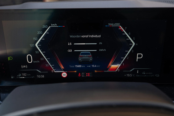 BMW X5 xDrive50e Hybrid M-Sport | Pano | HUD | 360 | M-Sport Stoelen