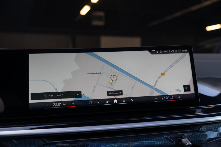 BMW X5 xDrive50e Hybrid M-Sport | Pano | HUD | 360 | M-Sport Stoelen