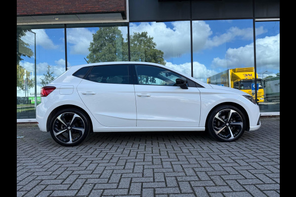 Seat Ibiza 1.0 TSi FR Business Connect - Automaat - Camera - Parkeerhulp - Winterpakket