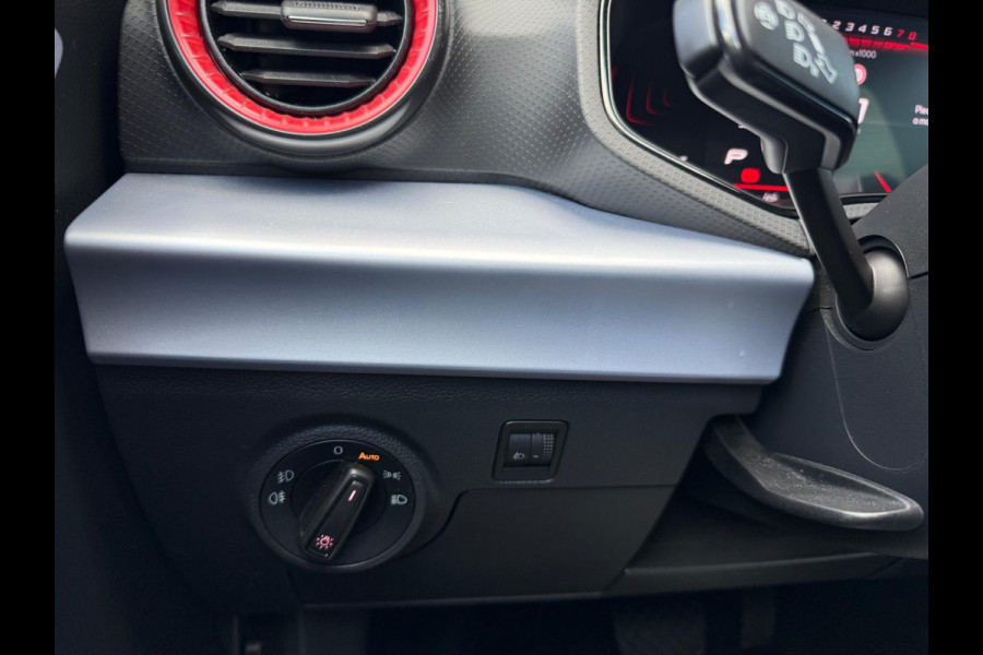 Seat Ibiza 1.0 TSi FR Business Connect - Automaat - Camera - Parkeerhulp - Winterpakket