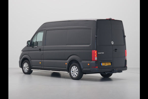 Volkswagen Crafter 35 2.0 TDI L3H3 Exclusive EURO VI Trekhaak Navigatie Camera Acc Pdc Stoel/Stuurverwarming Carplay