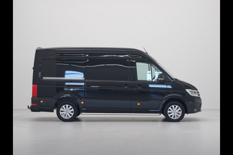 Volkswagen Crafter 35 2.0 TDI L3H3 Exclusive EURO VI Trekhaak Navigatie Camera Acc Pdc Stoel/Stuurverwarming Carplay